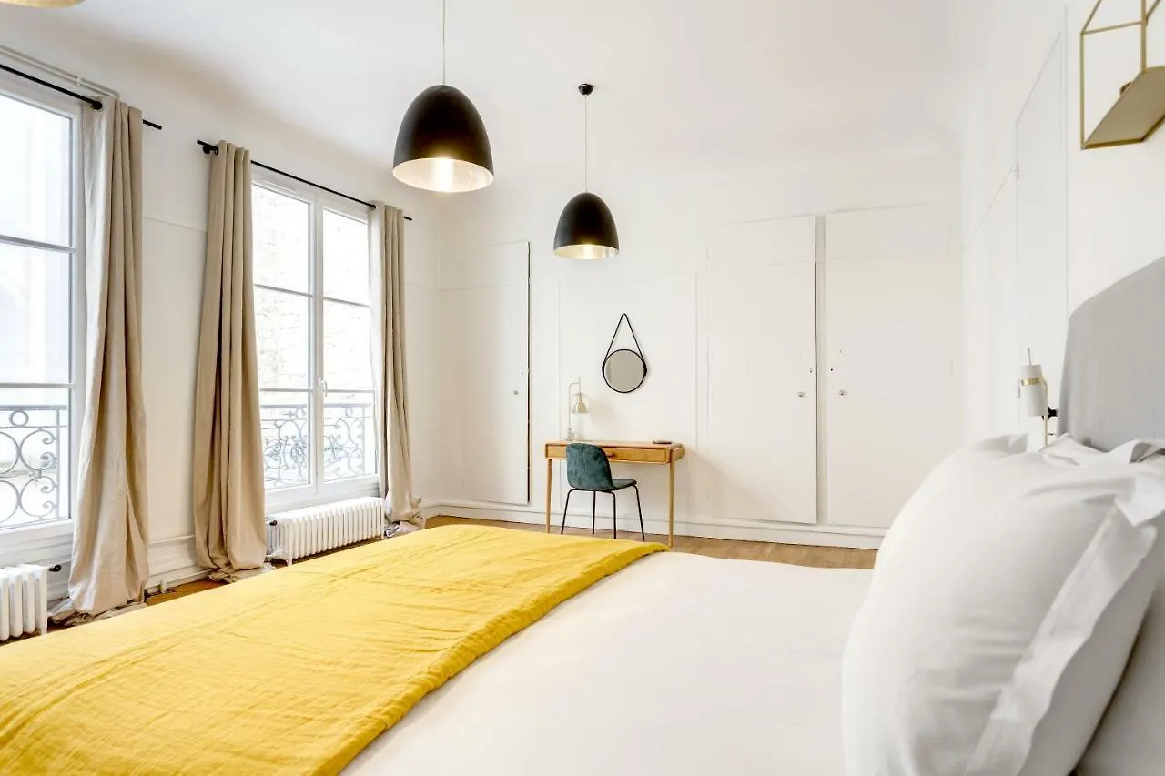 Apartamento Habitat Parisien - 2br-1ba - Courcelles Parc Monceau *